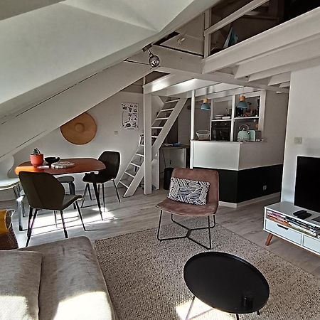 Au Centre De Vannes Extérieur photo